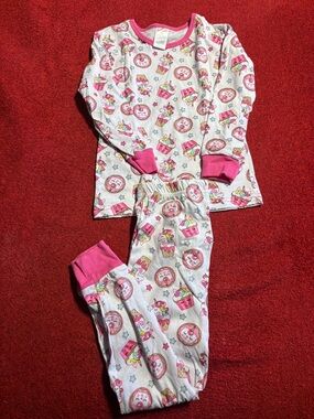 Swiggles Girls/Kids  Unicorns & Cupcakes Print Tight fitting Pajama set Size 4/5